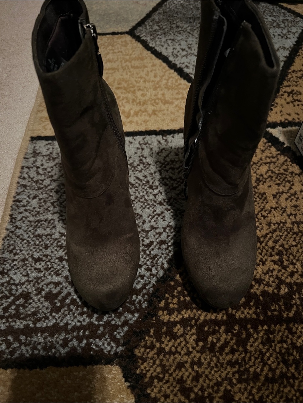 Women's Olive Green Suede Ankle Boots - Classic side Zipper closure